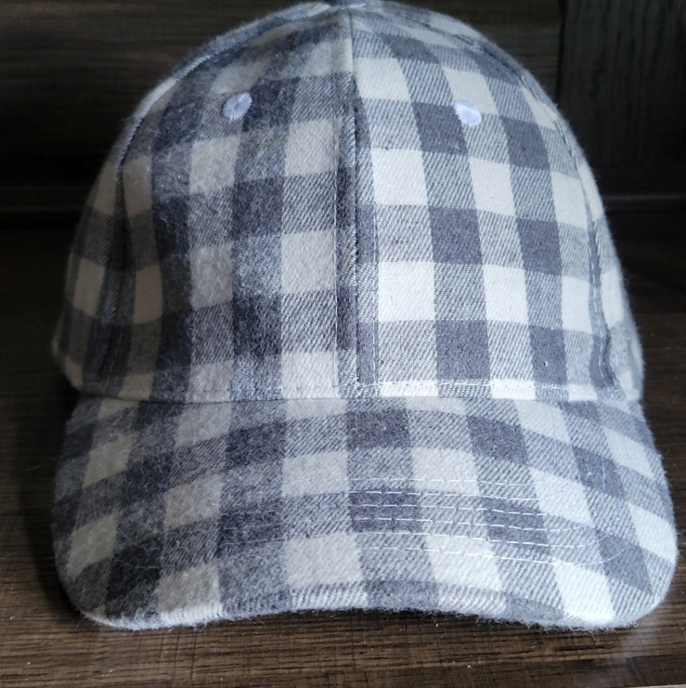 Cocus Pocus Women's checkered hat